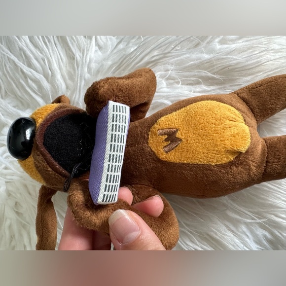 🐶 The Wiggles Book and Wags The Dog Stuffed Animal - Picture 6 of 7